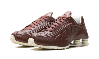 Nike Shox R4 WMNS "Dark Pony" IM6690 220