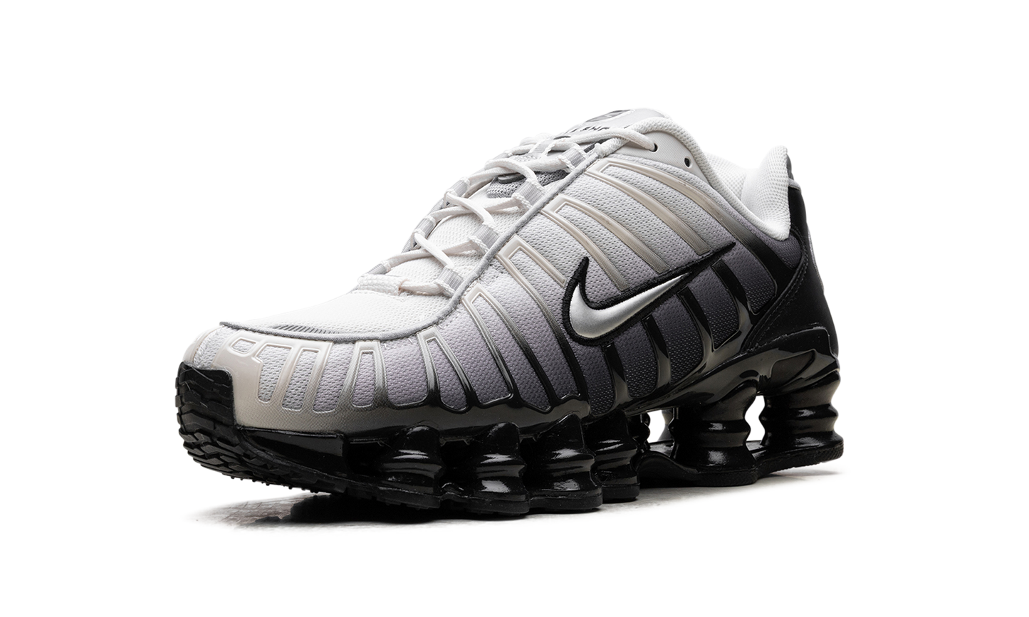 Shox TL WMNS"Off Noir" IB7705 001