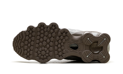 Shox TL WMNS "Light Bone Burgundy Crush" IM6013 072