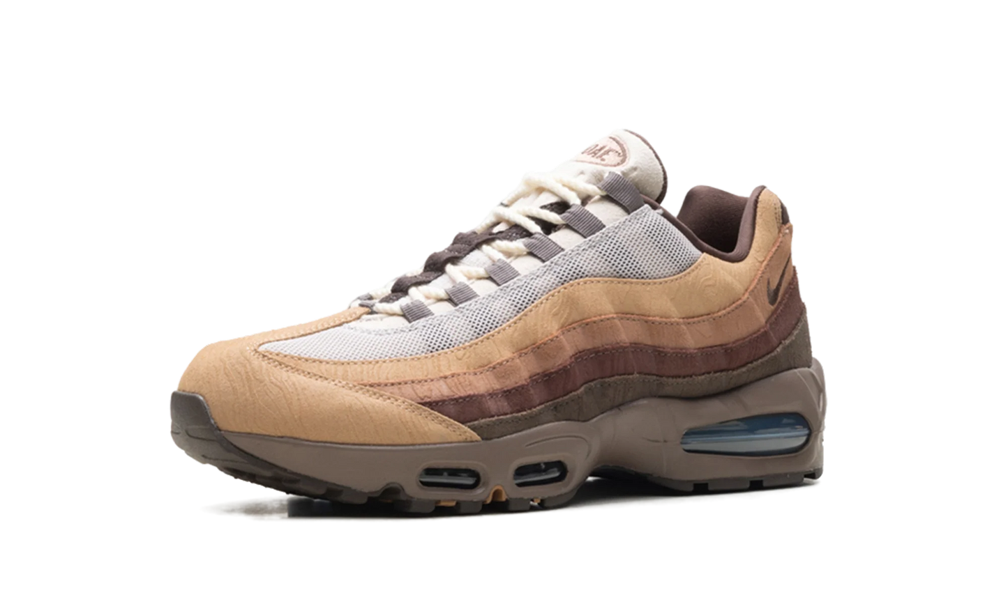 Air Max 95 "Big Bubble Ducks of a Feather Oregon Ducks Lumber Yard" IQ3988 001