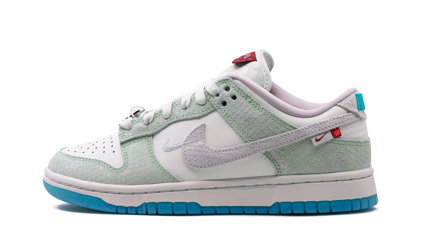 Dunk Low LX WMNS"Year of the Dragon 2024" FZ5065 111