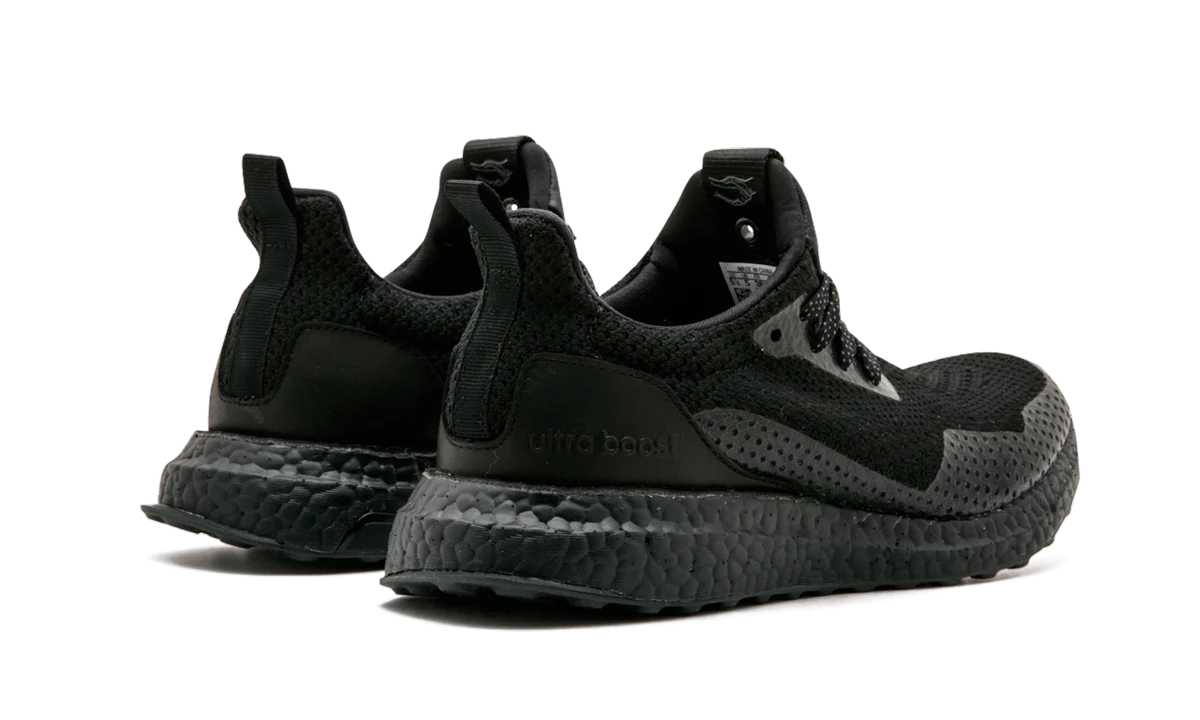 Ultra Boost Uncaged Haven "Triple Black" BY2638
