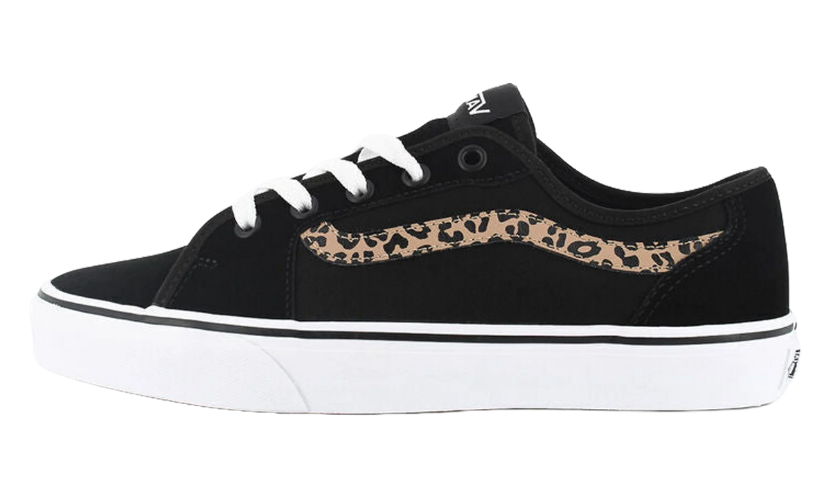 Filmore Decon WMNS "Black" VN0A45NMA3C