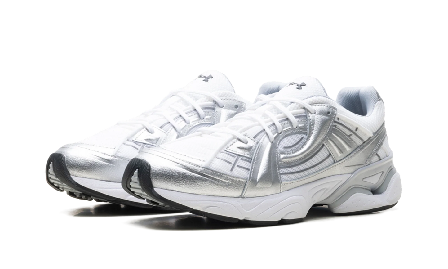 UA Sola "White Metallic Silver" 6005284 100