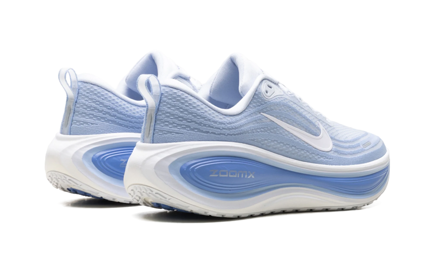 Vomero Plus WMNS "Football Grey Royal Pulse" HV8154 003