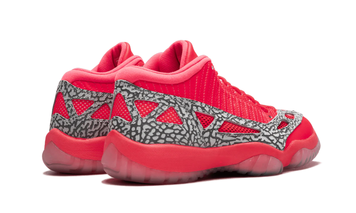 Air Jordan 11 Retro Low IE "Flash Crimson" 919712 600