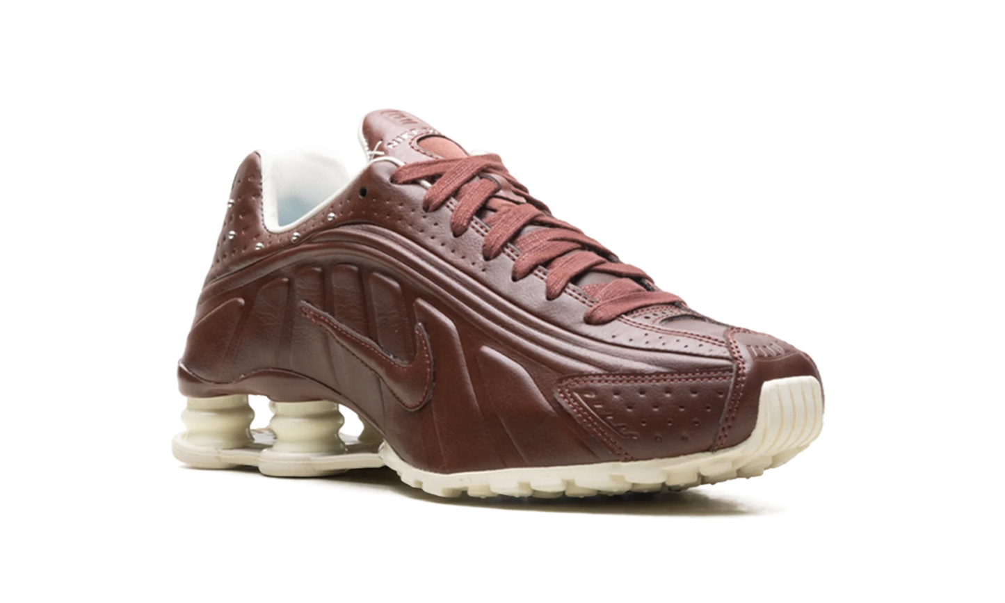 Nike Shox R4 WMNS "Dark Pony" IM6690 220
