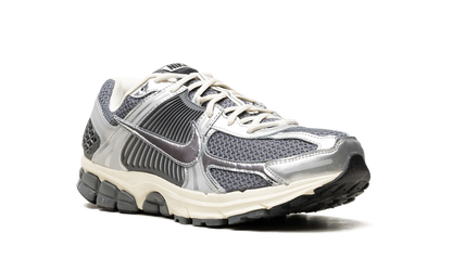 Zoom Vomero 5 "Iron Grey Chrome" IM3486 001