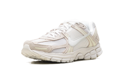 Zoom Vomero 5 WMNS "Phantom Light Bone" HQ0458 003
