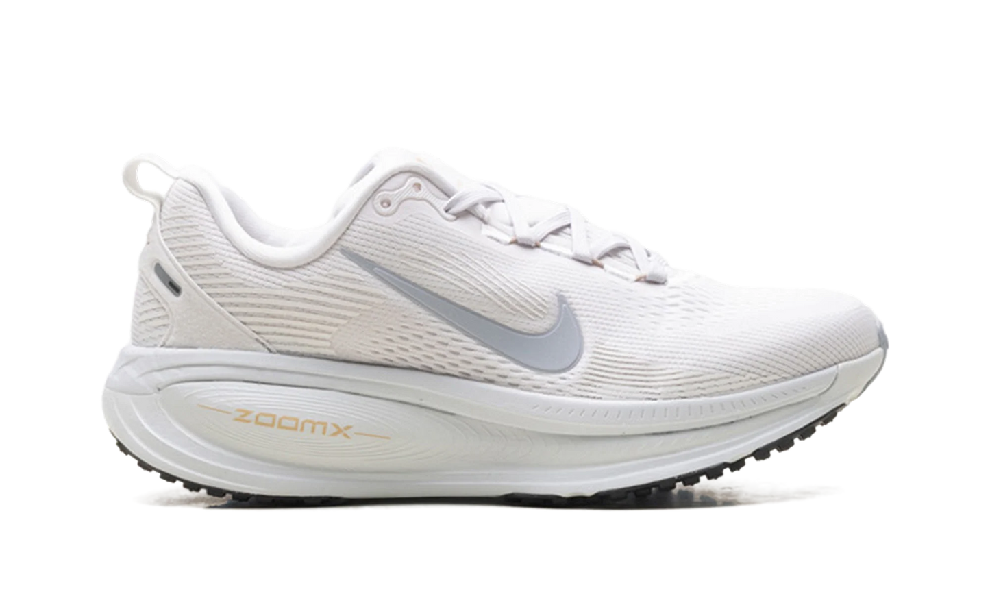 Vomero 18 WMNS "Vast Grey Summit White" HM6804 007