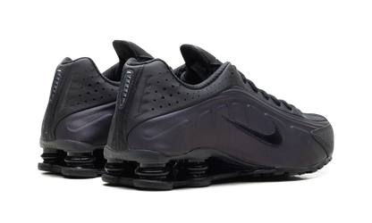 Shox R4 "Cave Purple Black" HQ1988 500