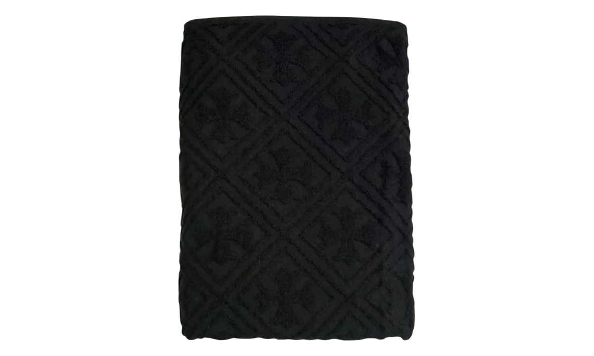 Plus Jacquard Bath Towel "Black" CHRM1034