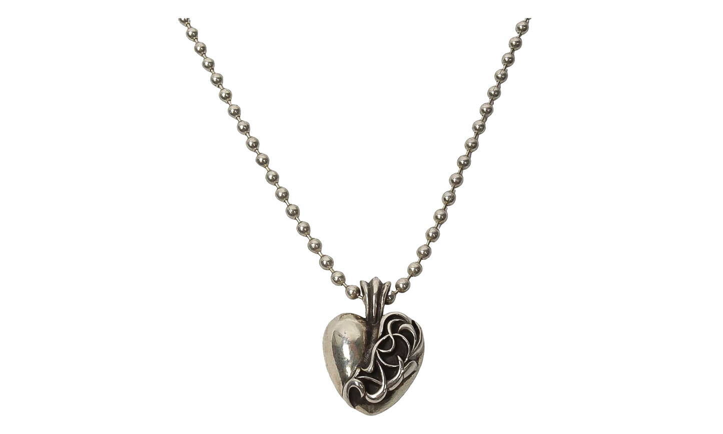 Las Vegas exclusive heart pendant with ball chain "Silver" CHRM1136