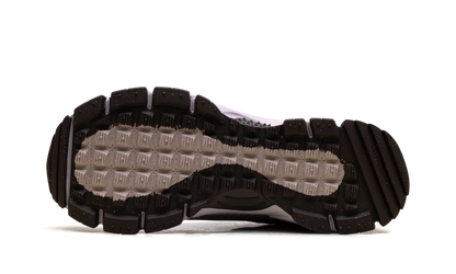 Nike Zoom Vomero 5 Roam WMNS "Particle Rose" HQ2181 501