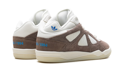 BadBo 1.0 "Bad Bunny - Brown" JS1469