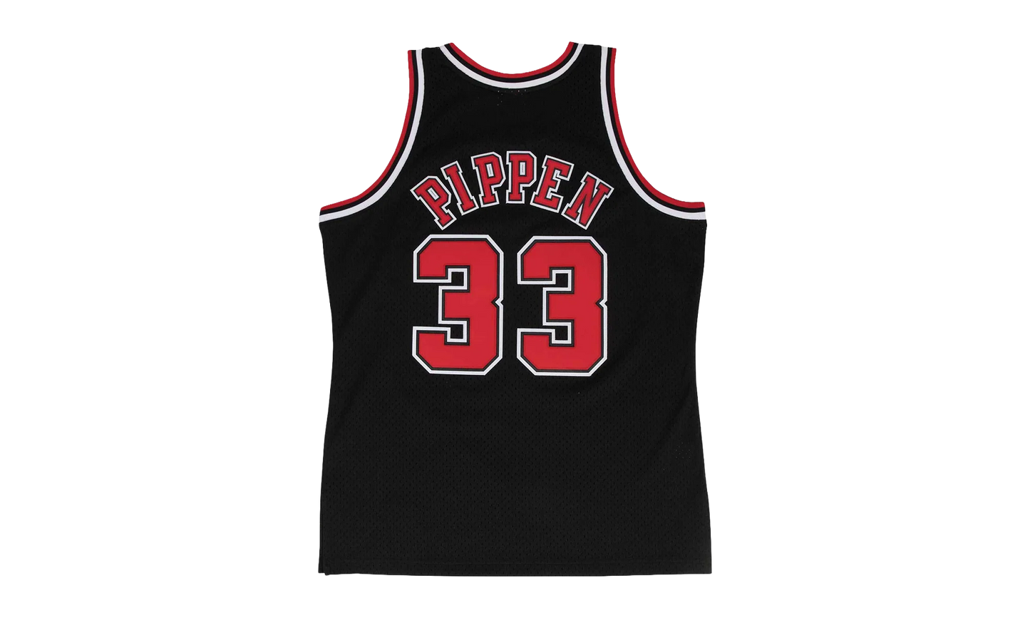 NBA Scottie Pippen Swingman Alternate Jersey "1997 Chicago Bulls - Black" SMJYGS18151 CBUBLCK97SPI