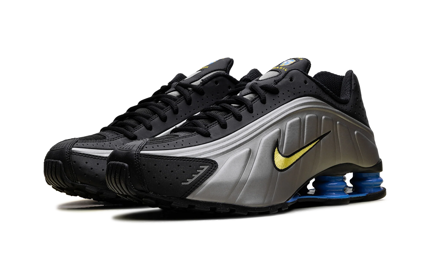 Shox R4 "Brazil" IO8134 001