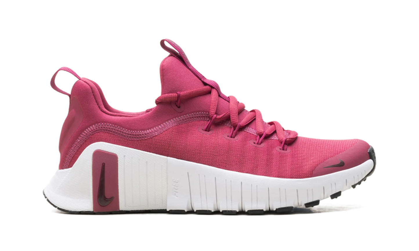 Free Metcon 6 WMNS "Sweet Beet White" FJ7126 609