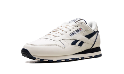 Classic Leather 1983 Vintage "White Navy" 100202782