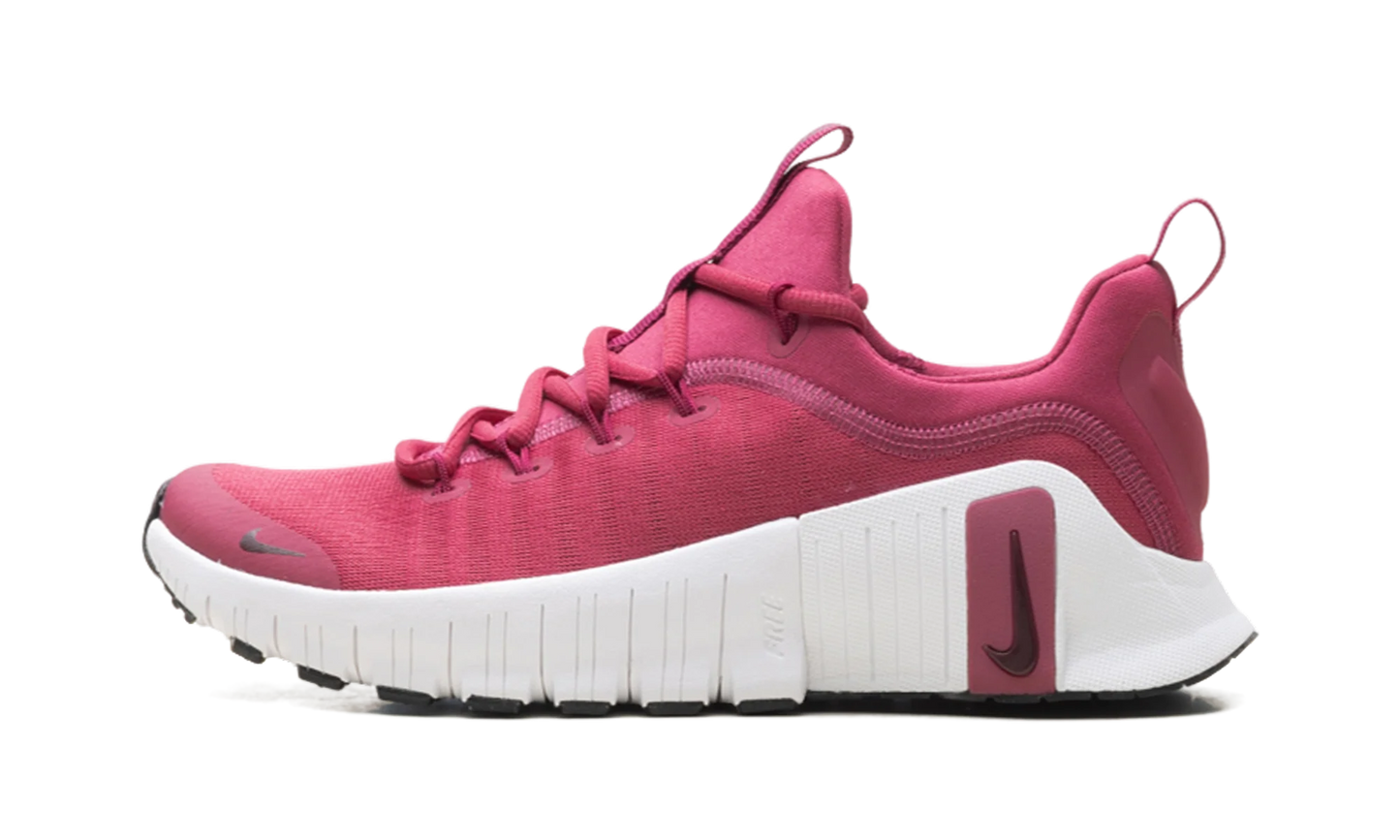 Free Metcon 6 WMNS "Sweet Beet White" FJ7126 609