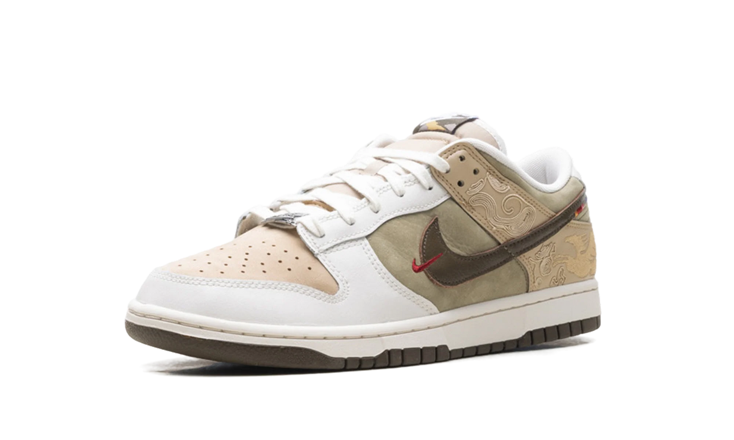 Dunk Low "Year Of The Horse" IQ1118 220