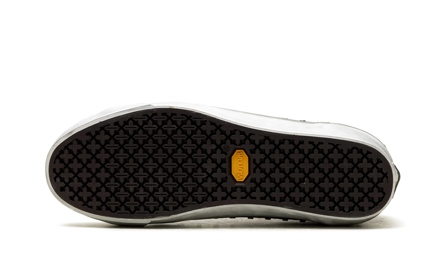 OTW Old Skool 36 Vibram "Floral Rivets Black" VN000D2GBLA