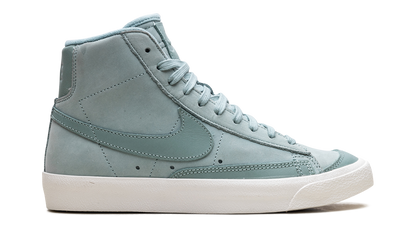 Blazer Mid WMNS"Mineral" DQ7572 300