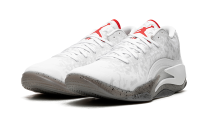 Zion 3 "White/University Red" DR0675 106