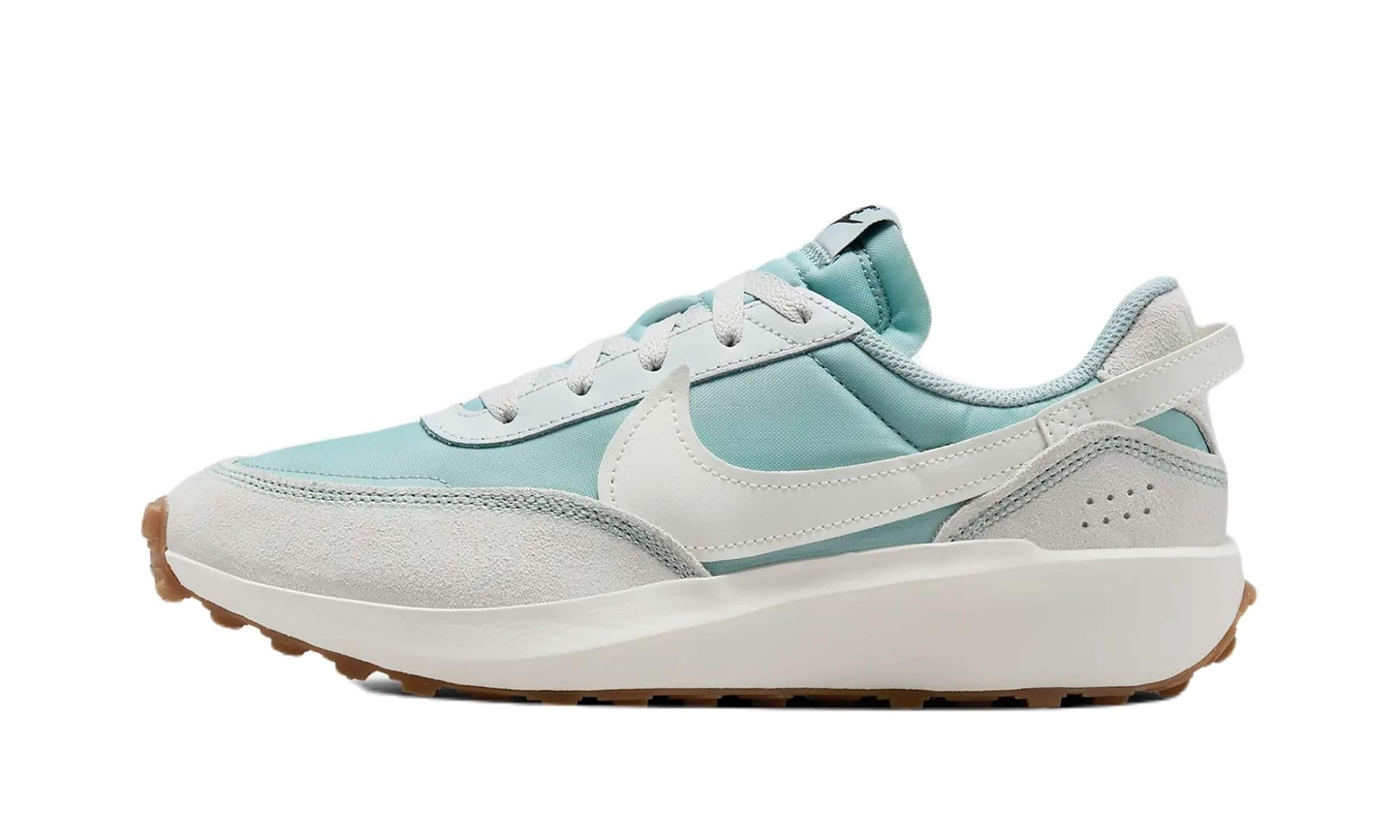 Waffle Debut WMNS"Light Pumice Photon Dust" DH9523 006