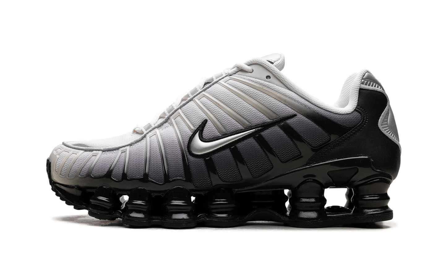 Shox TL WMNS"Off Noir" IB7705 001