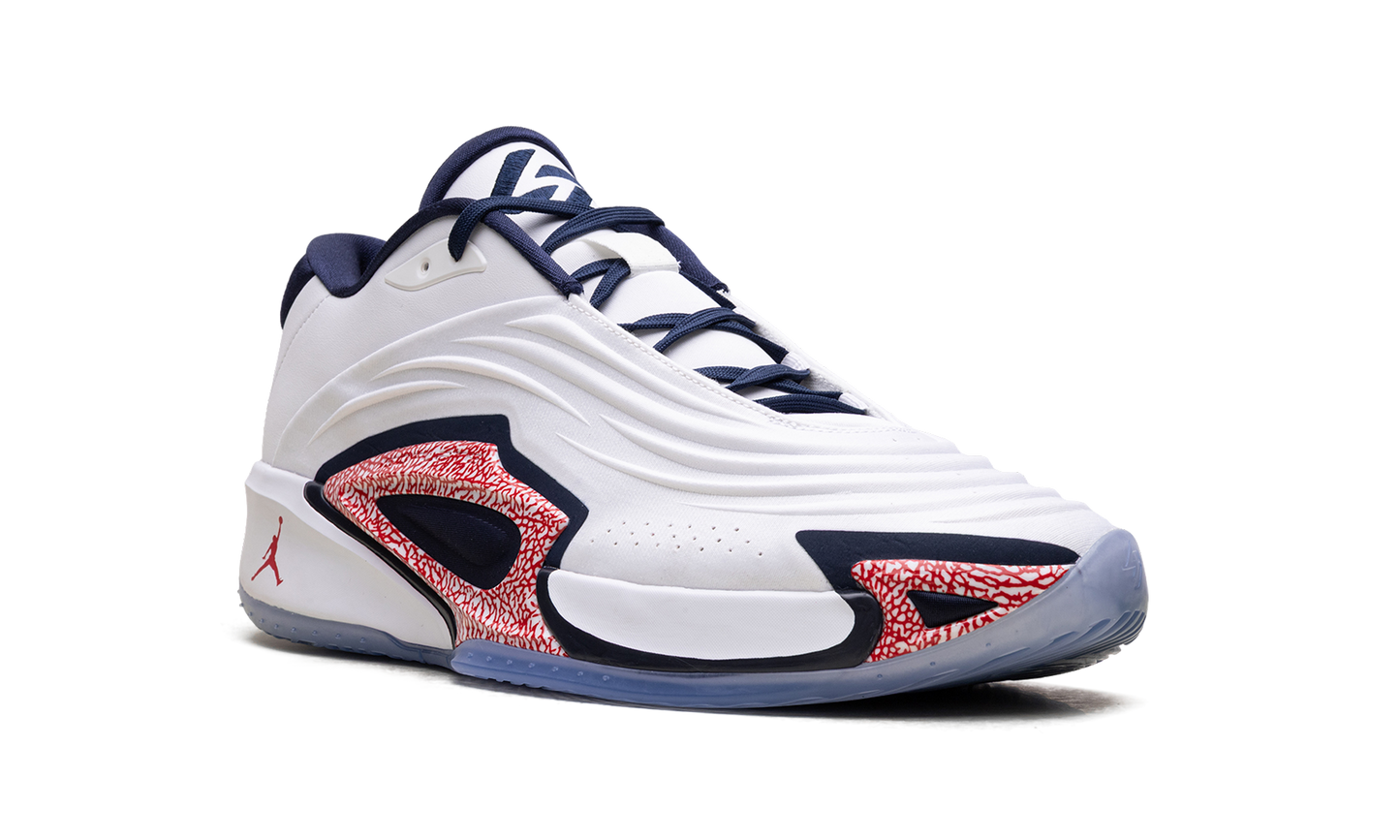 Luka 3 "Howard University PE" HQ5054 207