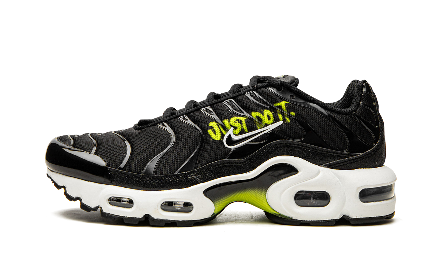 Air Max Plus GS "Black / Volt" DM3264 001