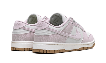 Dunk Low WMNS"Platinum Violet" FN6345 001