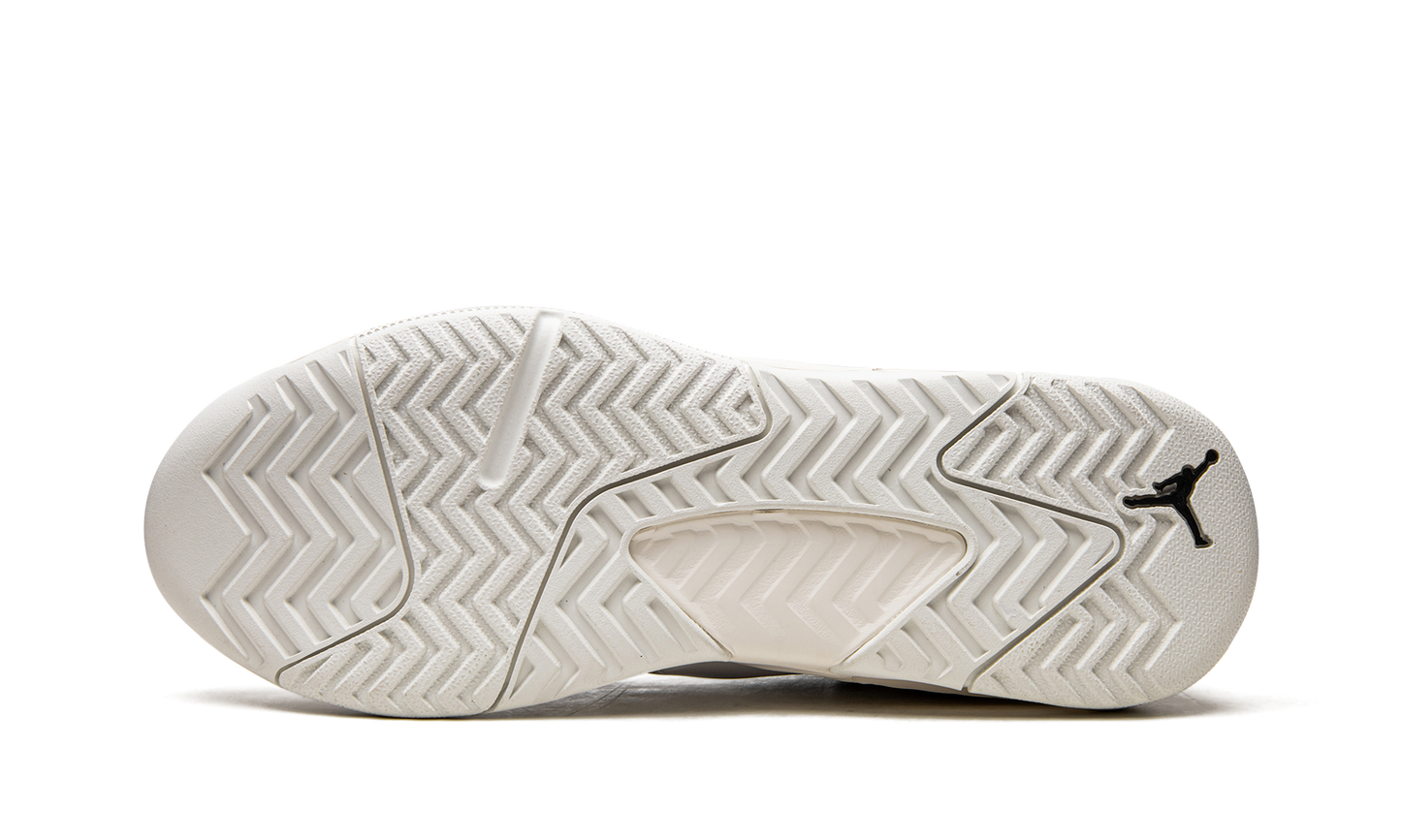 Air NFH "White" CZ3984 100