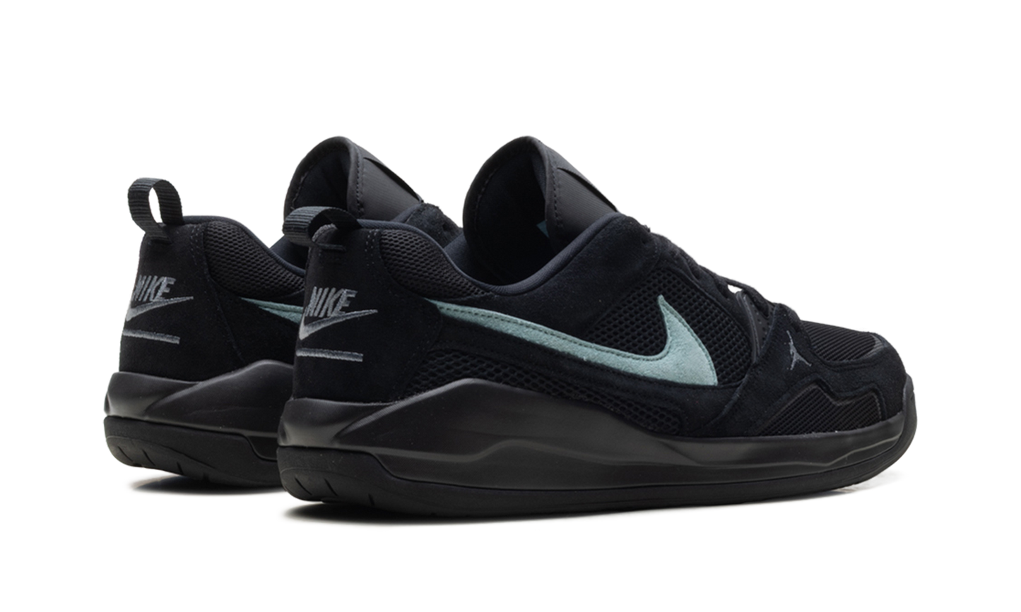 CMFT Era "Black Sail Cool Grey Mineral" HJ6777 002