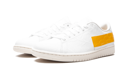 1 Low Centre Court "University Gold" DJ2756 102