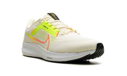 AIR ZOOM PEGASUS 40 WMNS"Coconut Milk Lime" DV3853 101