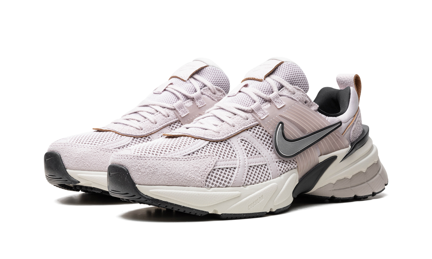 V2K Run Wmns"Platinum Violet" FN6703 001