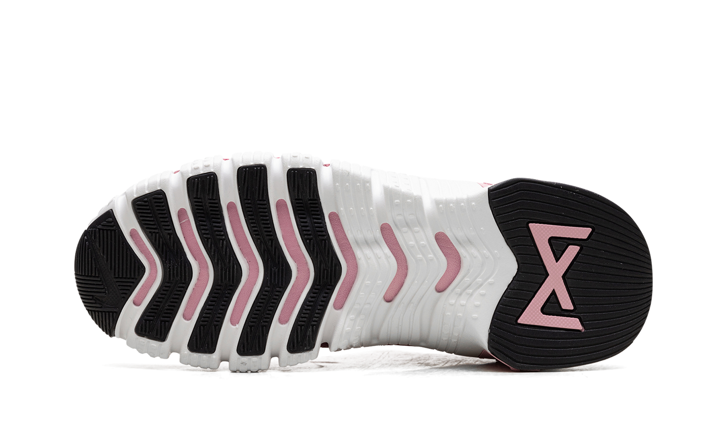 Free Metcon 4 Wmns"Sweet Beet" CZ0596 600