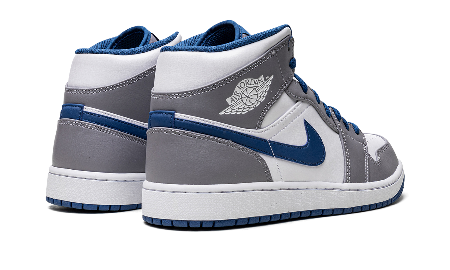 1 Mid "True Blue" DQ8426 014
