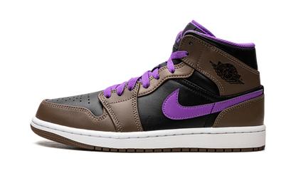 1 Mid "Palomino" DQ8426 215