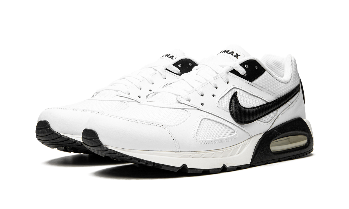 Air Max IVO 580518 106