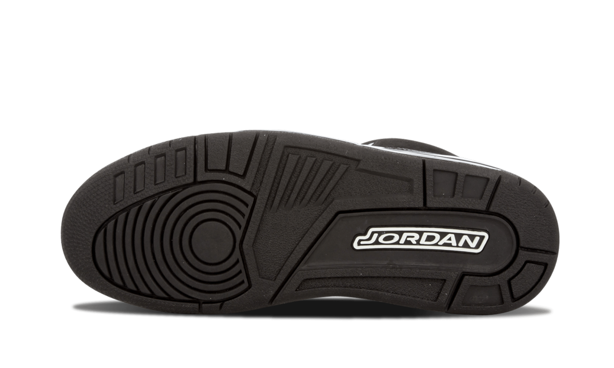 3 Retro "Black Cat" 136064 002